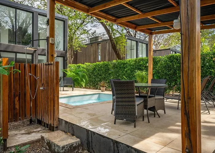 Casa Teca In Surfside With Pool Near Potrero (Guanacaste)